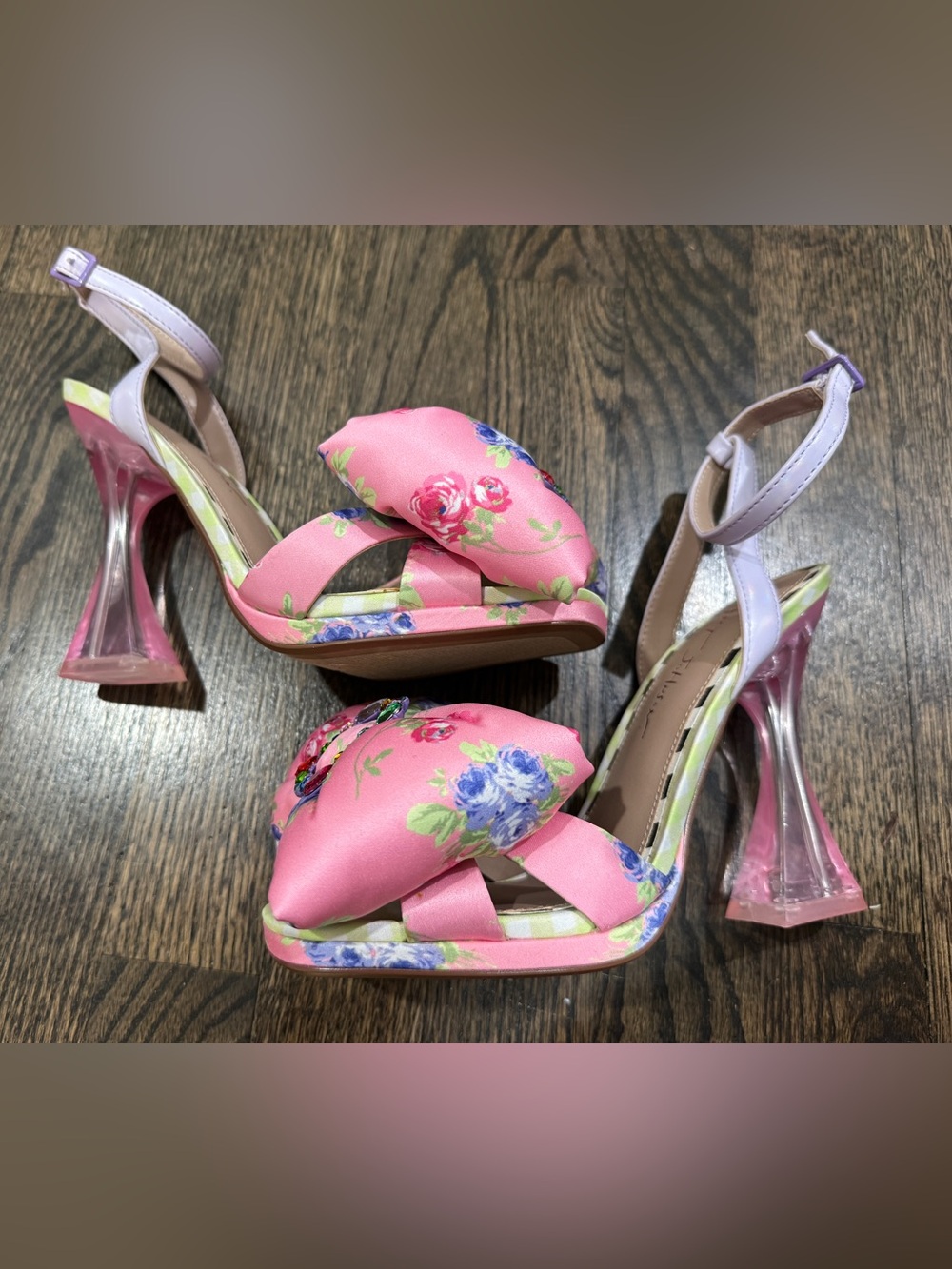 Betsey Johnson Pollie Pink Bow Heel Sandals (7.5) - Picture 3 of 9